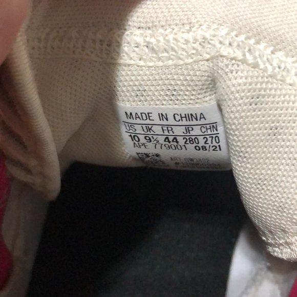 Adidas ‘Day of the Dead’ Basketball Shoes - Picture 4 of 4